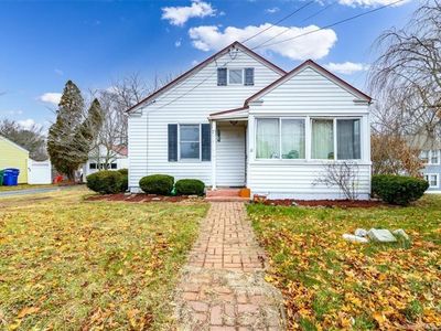 11 Miner Avenue, Waterford, CT, 06385