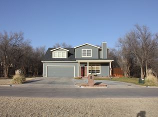 36 W Lakeshore Dr, Ransom Canyon, TX 79366