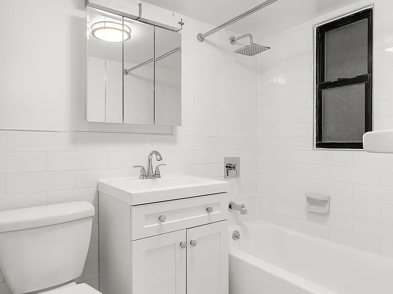 1582 York Ave #4AF — Photo 4