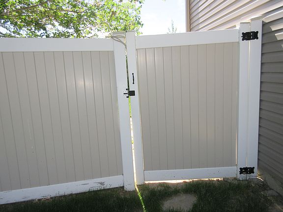 5th image of 867 Blue Sage Way