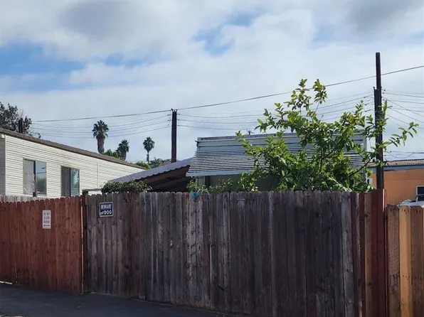 1205 N Santa Fe Ave, Vista, CA 92084