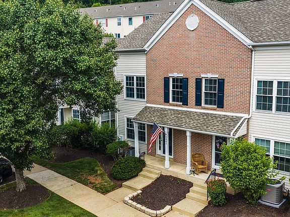 3rd image of 5441 Rinker Cir