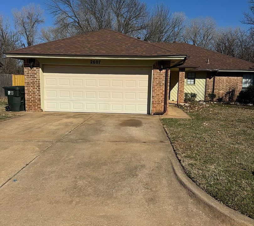 1st image of 2607 Wood Holw