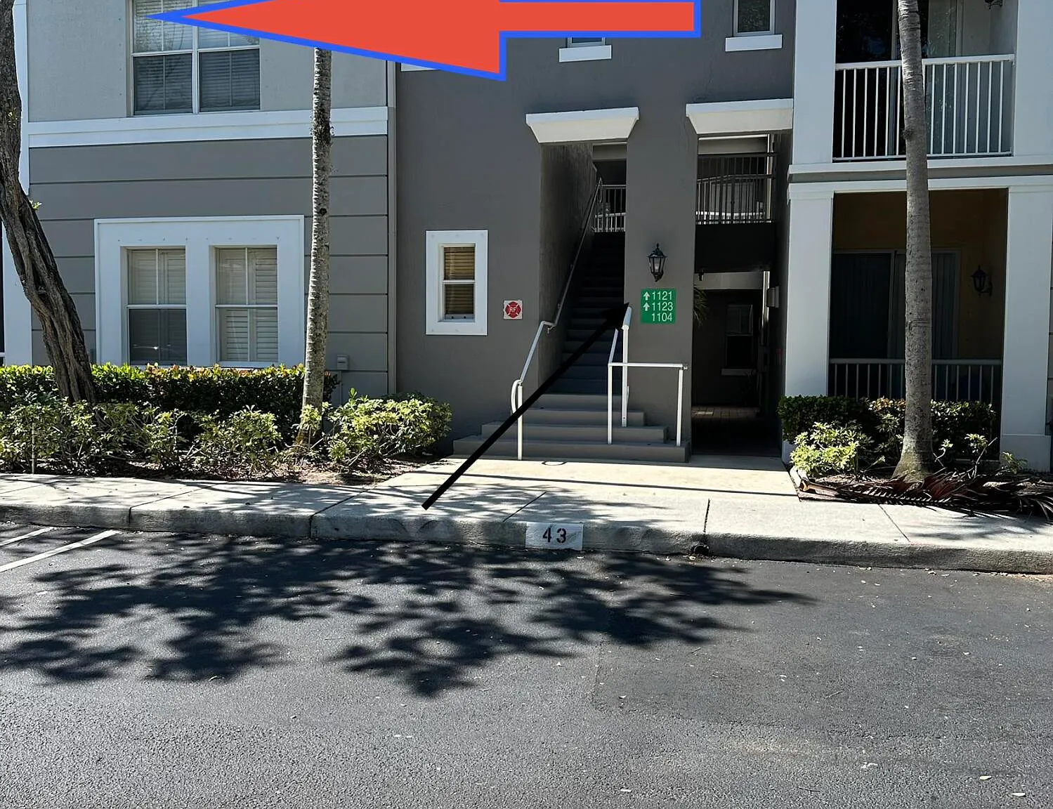3 bed, 2.5 bath, 1524 sqft, $2,400 — Photo 1