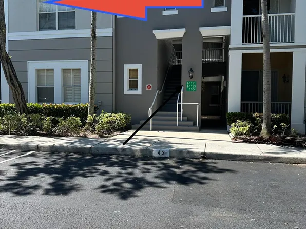 1121 Shoma Dr, Royal Palm Beach, FL 33414