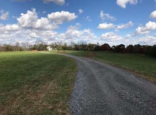 430B Bowling Branch Rd, Cottontown, TN 37048