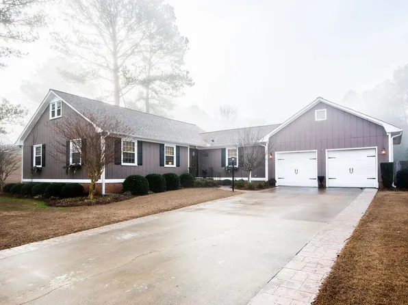 1620 Manor Dr NE, Cullman, AL 35055