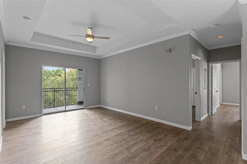 3 bed, 2.0 bath, 1206 sqft, $1,750 — Photo 3
