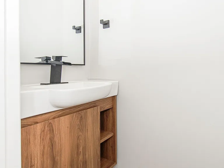 118 Camelot Ct — Photo 17
