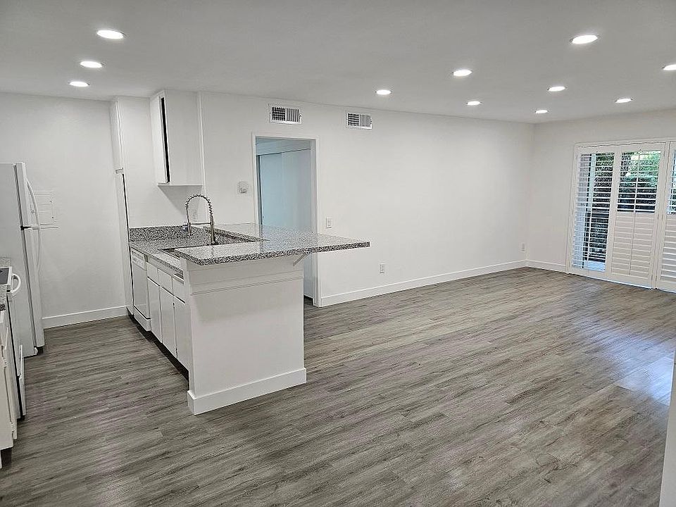 1st image of 23515 Lyons Ave Unit 169