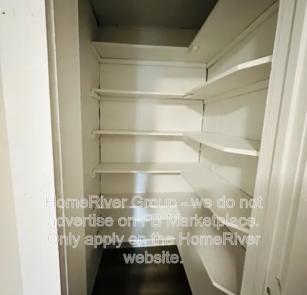 209 W 23rd St — Photo 5