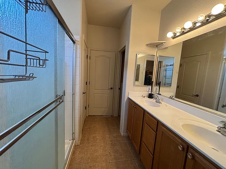 5484 Canteria Ct — Photo 20