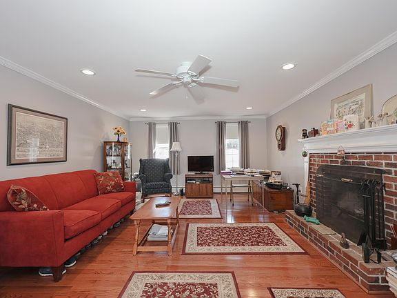 4th image of 21 Todd Road