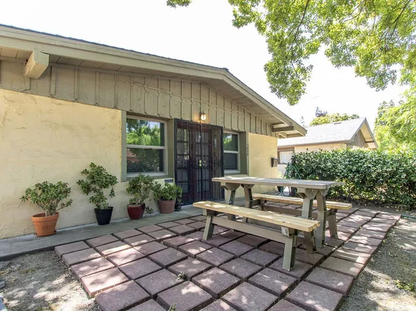 1024 Hackberry Ave, Modesto, CA 95350