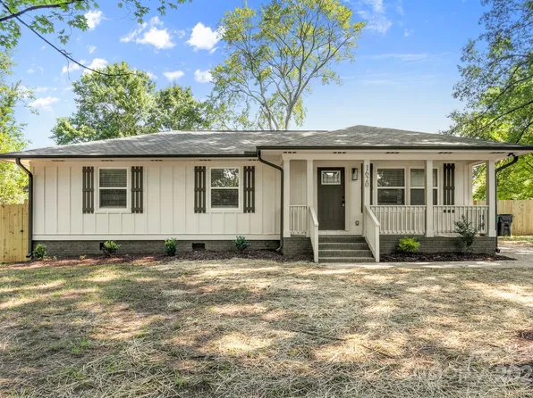 1620 Vogel Ct, Charlotte, NC 28206