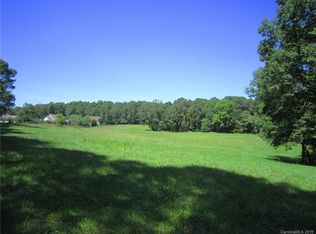 60 Raymond Rd, Arden, NC 28704