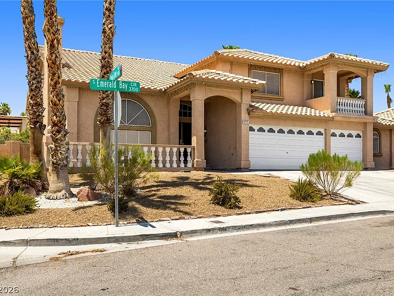 3775 Emerald Bay Cir — Photo 2