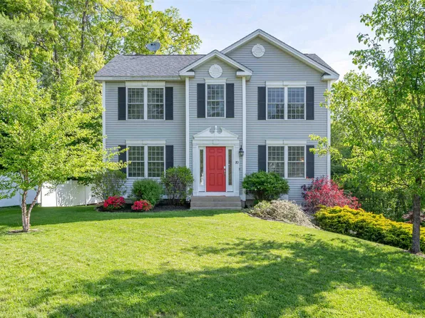 10 Valley Street, Derry, NH 03038