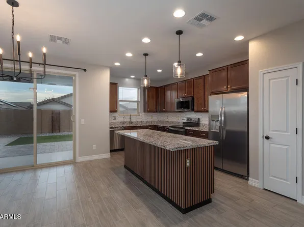 14341 W Smoketree Dr, Surprise, AZ 85387