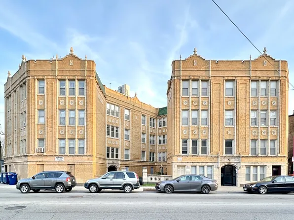4257 W Addison St #4, Chicago, IL 60641