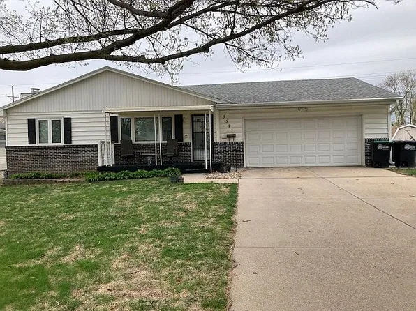 5521 S 91st St, Omaha, NE 68127