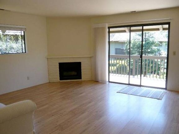 Living Room w/ Fireplace