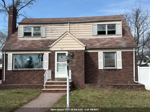 131 Intervale Rd, Teaneck, NJ 07666