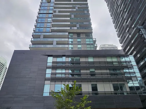 39 Roehampton Ave #601, Toronto, ON M4P 0G1