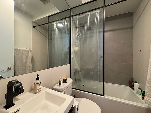 3rd image of 162 Central Ave #2B