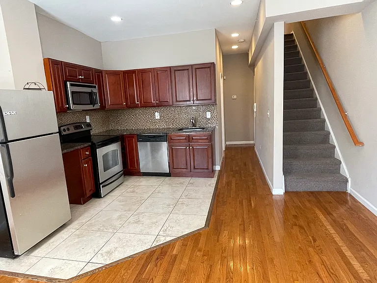 1826 Willington St #A — Photo 4