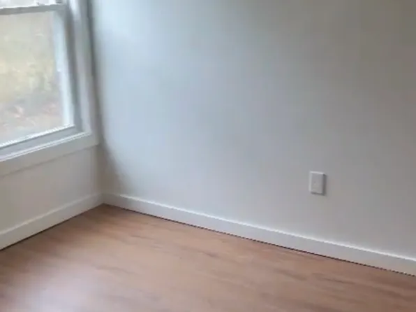 22 Hawes St #1, Fitchburg, MA 01420