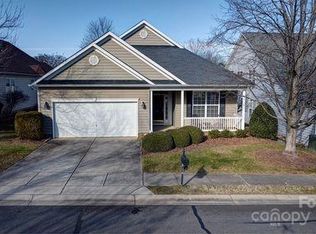 369 Garnet Ct, Fort Mill, SC 29708