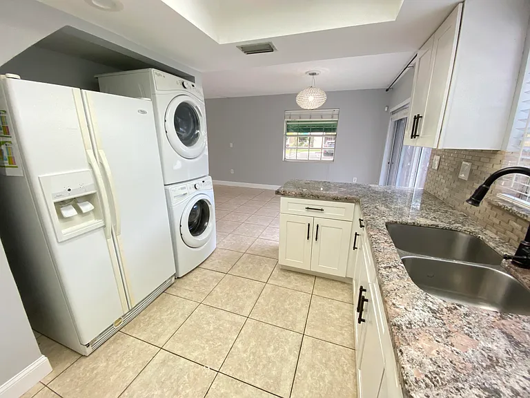 12366 SW 51st Pl — Photo 9