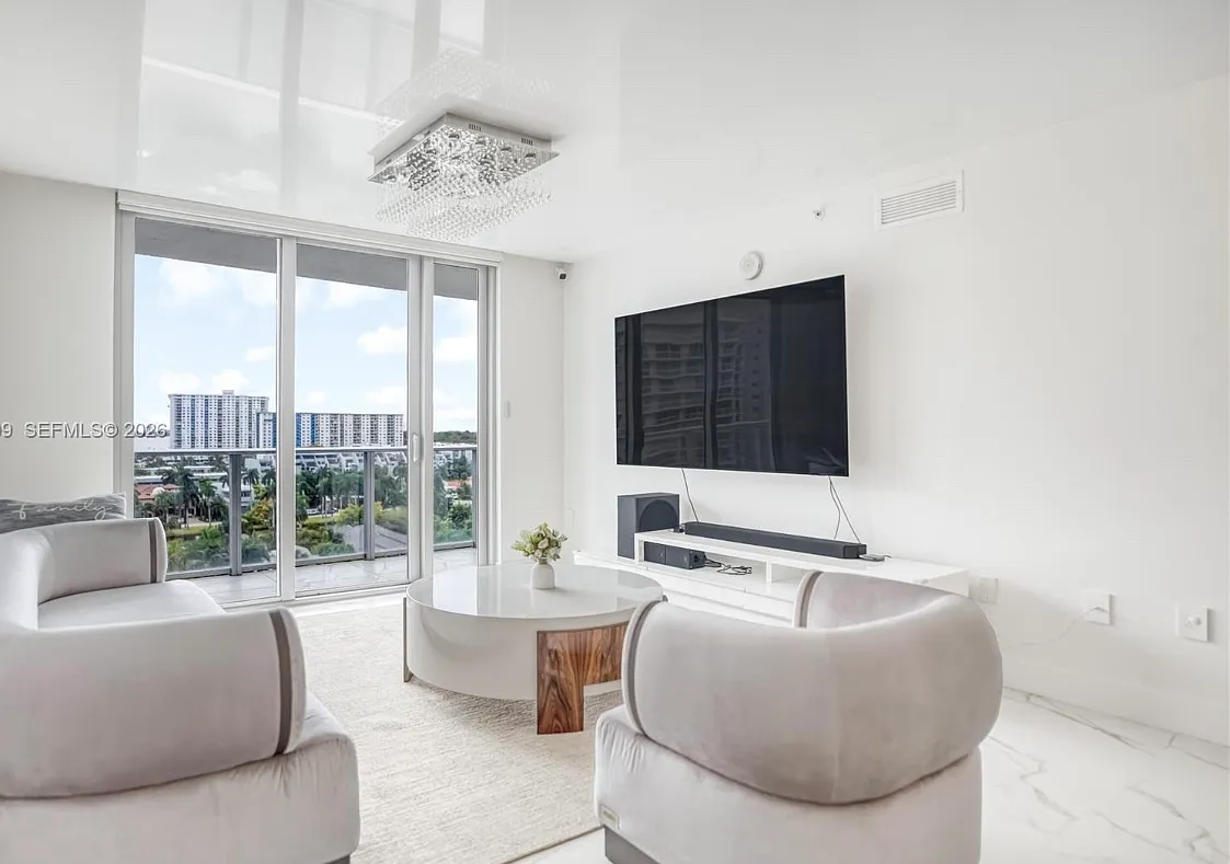 3 bed, 1524 sqft, $6,500 — Photo 3