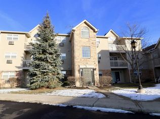 1545 W Crystal Rock Ct UNIT 2D, Round Lake Beach, IL 60073