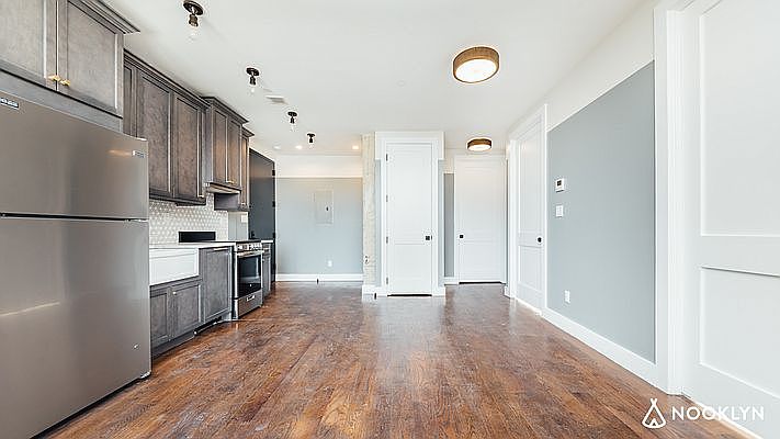 1st image of 52 N 3rd St #609