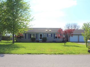 525 N Franklin St, Mentone, IN