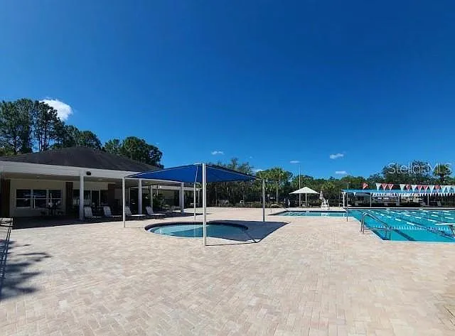 12415 Berkeley Square Dr — Photo 33