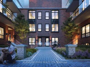 871 Sheppard Ave W #38, Toronto, ON M3H 2T5