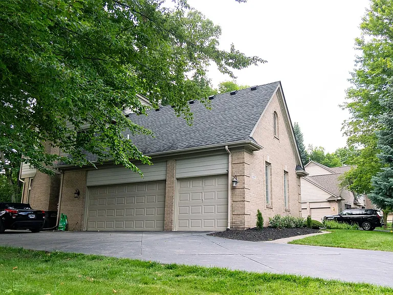 19691 Windridge Dr — Photo 4