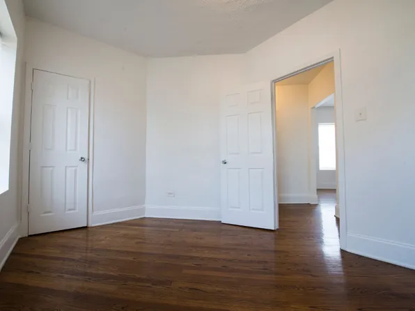 6829 S Dr Martin Luther King Jr Dr Chicago, IL 60637