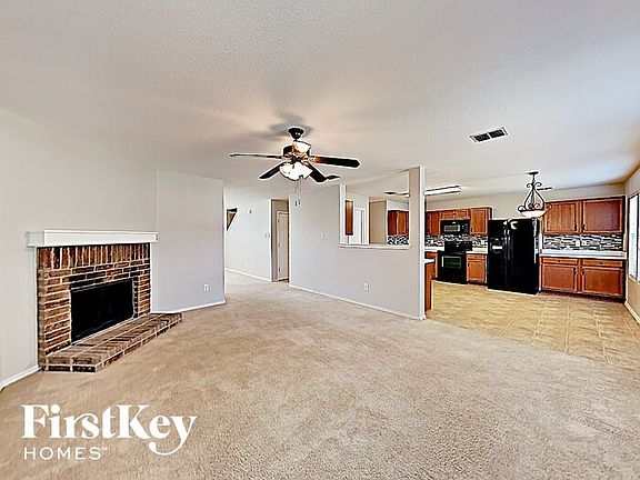 2nd image of 716 Wrigley Dr