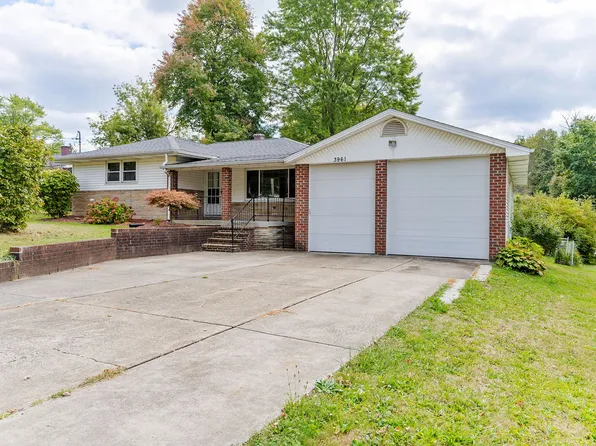 3961 New Rd, Youngstown, OH 44515