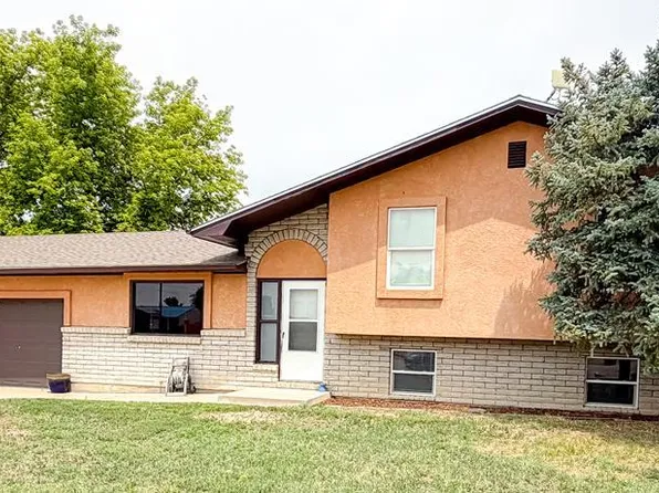 800 Buttercup Ln, Rocky Ford, CO 81067