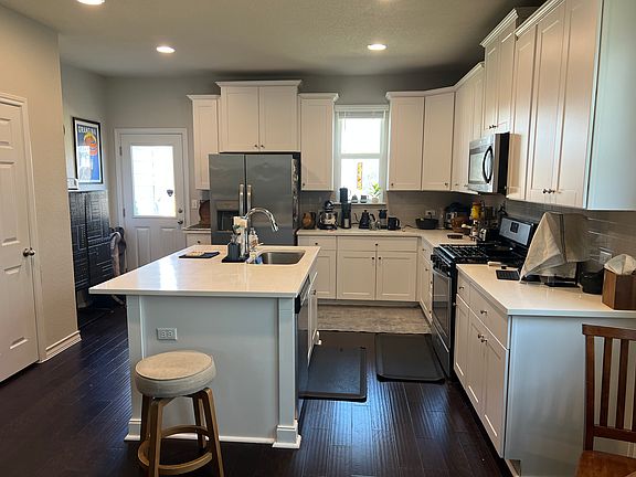 2nd image of 12100 Cimaizon Dr
