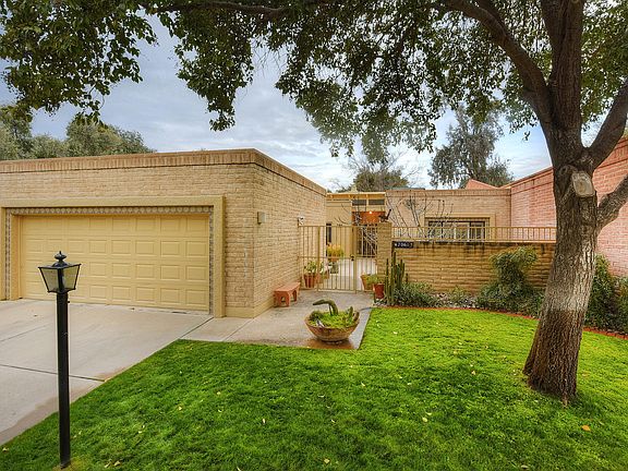 3rd image of 7061 E Calle Tolosa