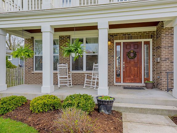 2nd image of 420 Parkway Dr
