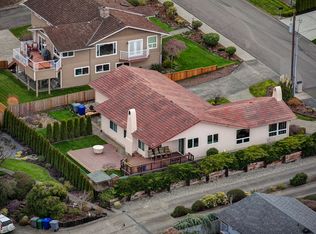 1112 N 38th St, Renton, WA 98056