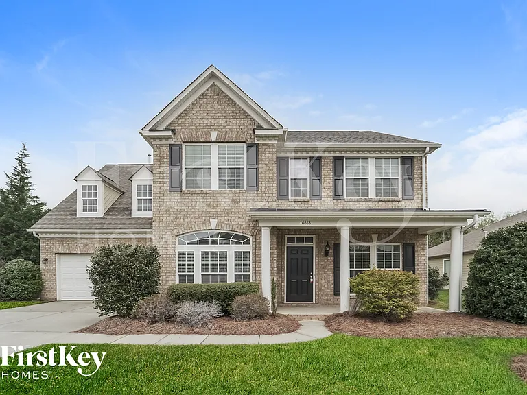 16618 Grassy Creek Dr — Photo 1