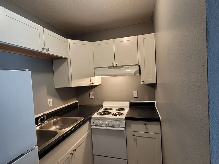 1205 SW Polk St — Photo 20